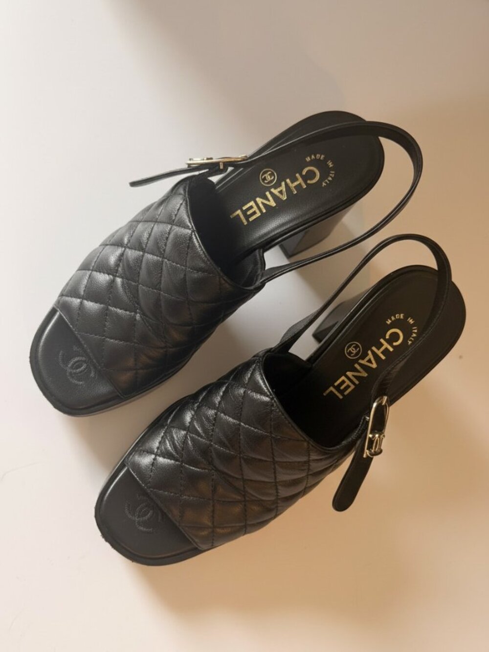 CHANEL CC LOGO QUILTED LAMBSKIN SLINGBACK BLOCK HEEL SANDALS BLACK 38 - Picture 6 of 14